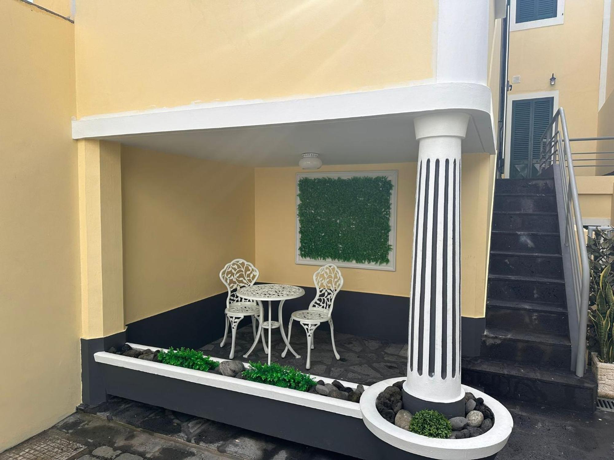 Azor International Hostel Ponta Delgada  Exterior photo